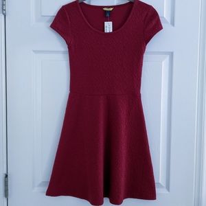 Prince & Fox Aeropostale red short-sleeved dress S